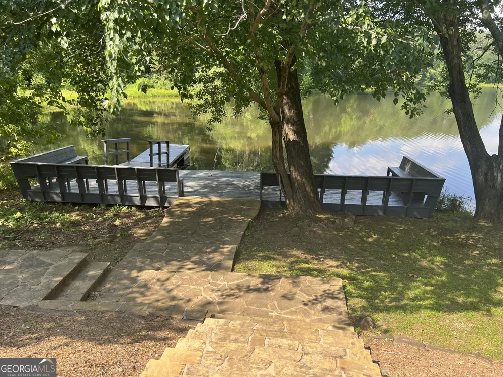 543 Cove Lake DR Marble Hill, GA 30148