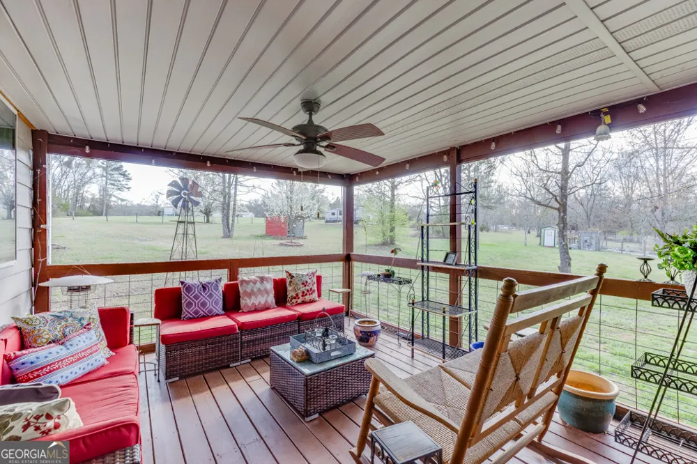 722 Charlie Morris RD Colbert, GA 30628