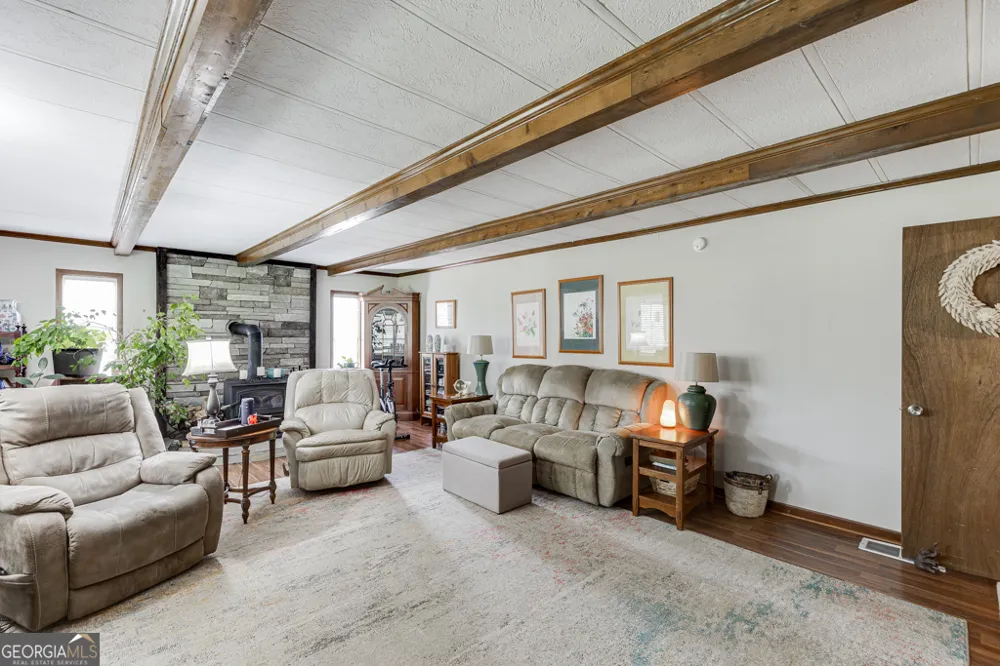722 Charlie Morris RD Colbert, GA 30628