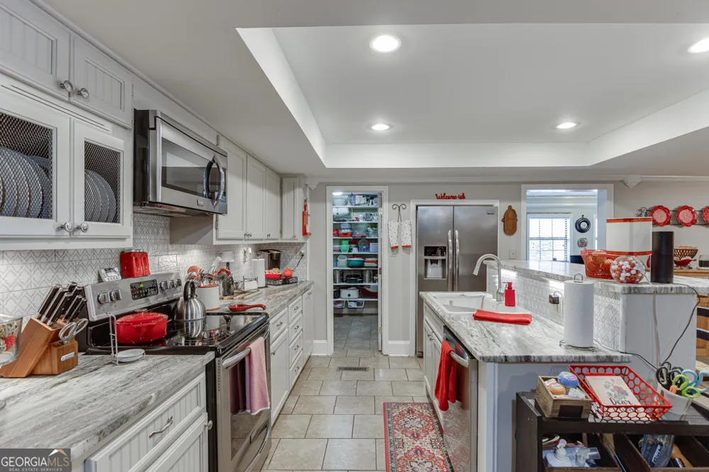 722 Charlie Morris RD Colbert, GA 30628
