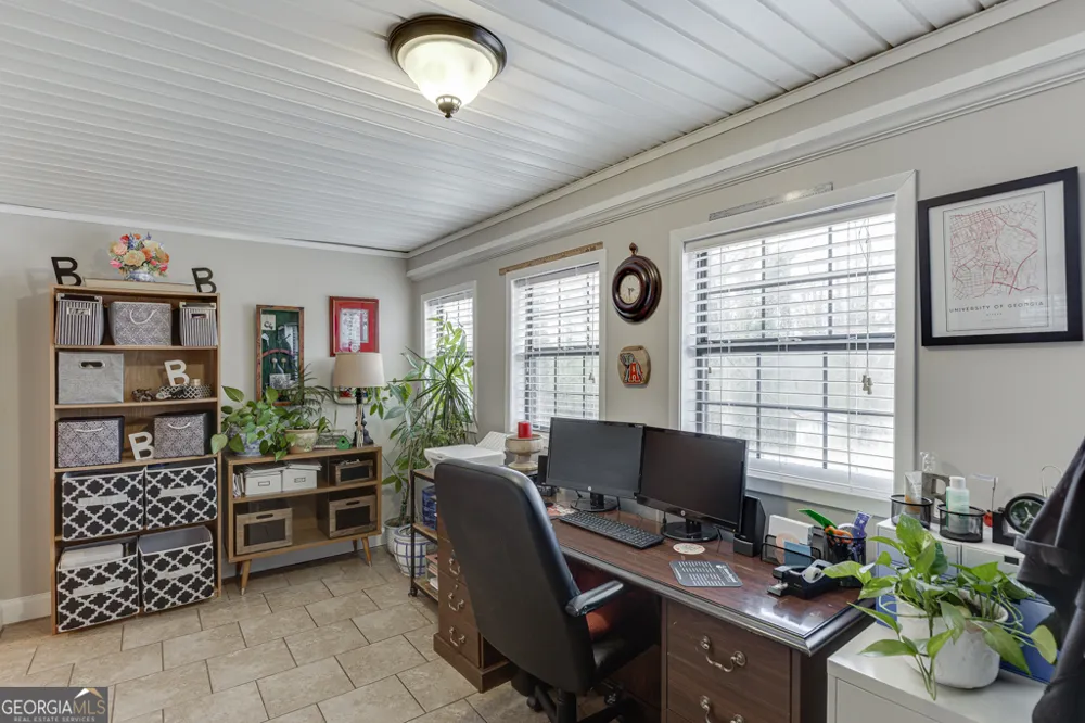 722 Charlie Morris RD Colbert, GA 30628