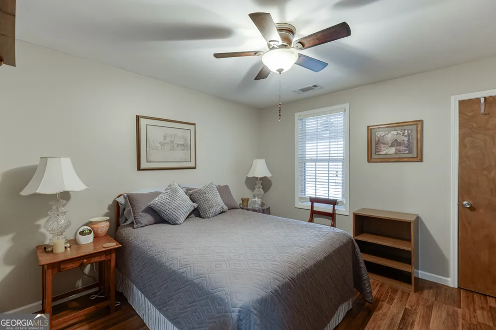 722 Charlie Morris RD Colbert, GA 30628