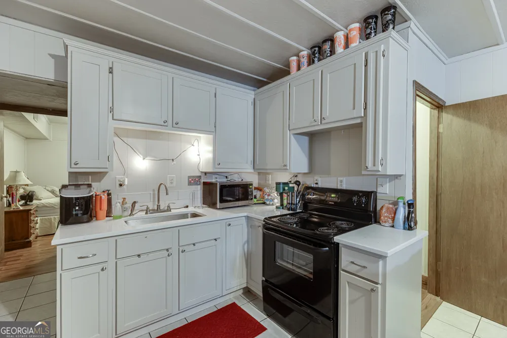 722 Charlie Morris RD Colbert, GA 30628
