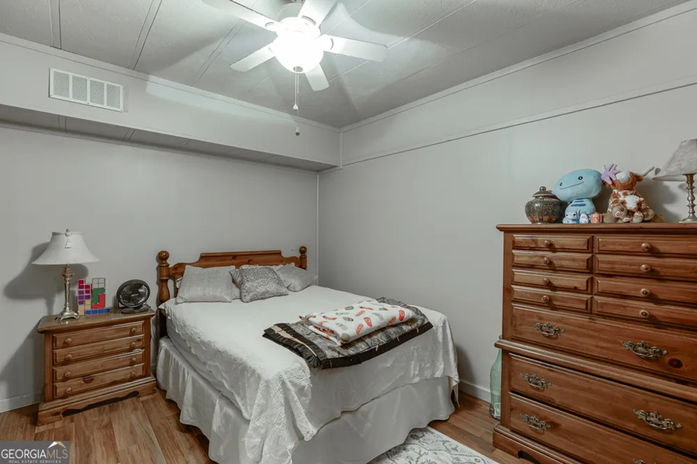 722 Charlie Morris RD Colbert, GA 30628