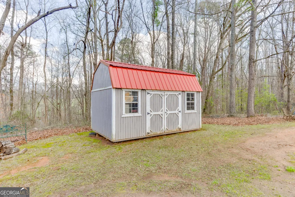 722 Charlie Morris RD Colbert, GA 30628