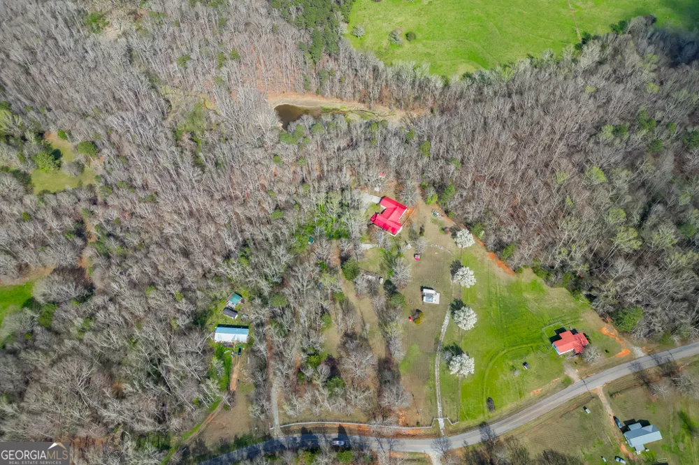 722 Charlie Morris RD Colbert, GA 30628