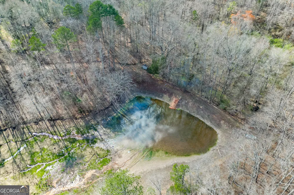 722 Charlie Morris RD Colbert, GA 30628