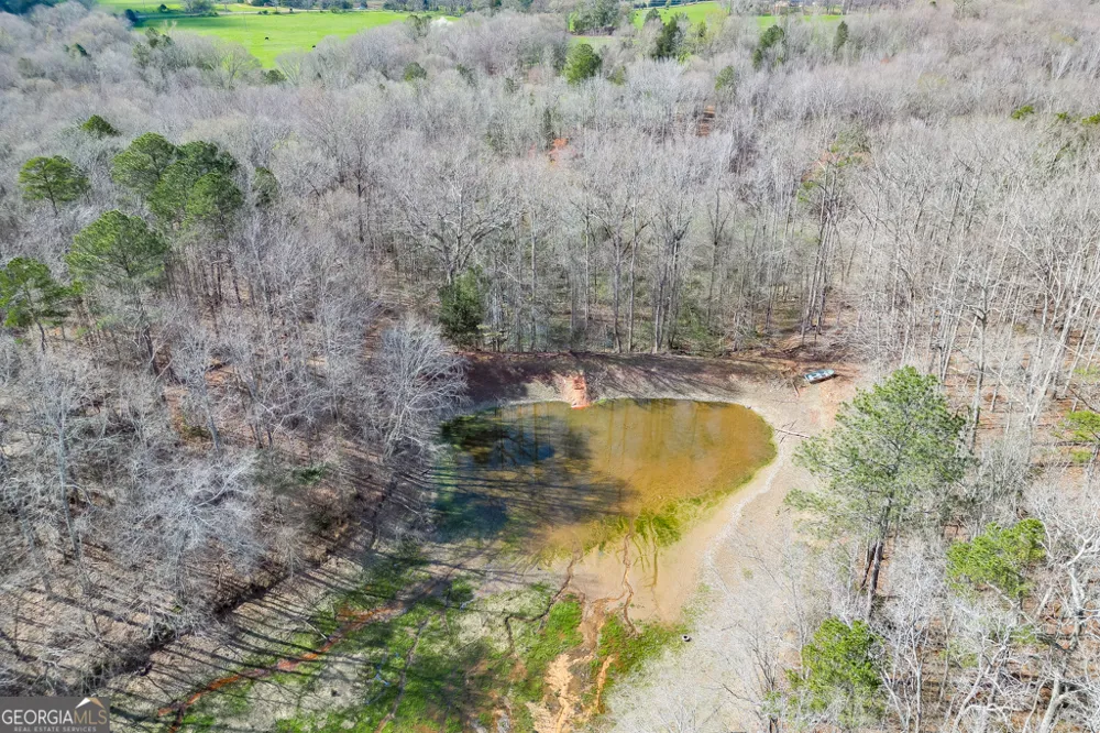 722 Charlie Morris RD Colbert, GA 30628