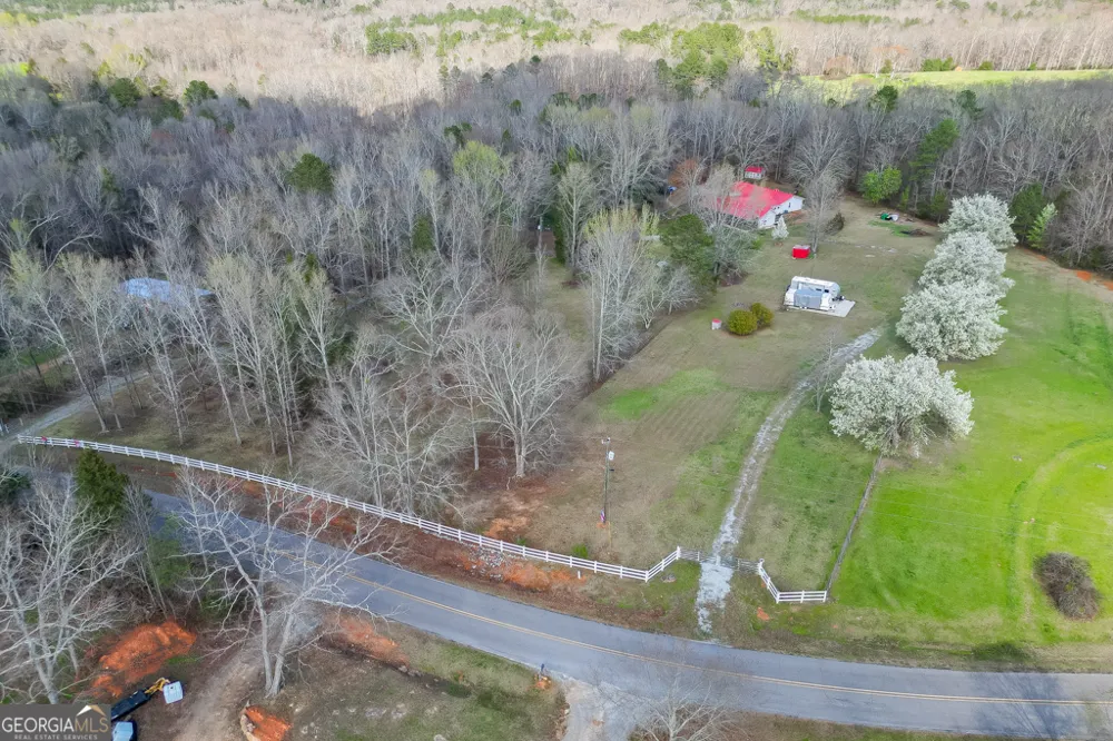 722 Charlie Morris RD Colbert, GA 30628