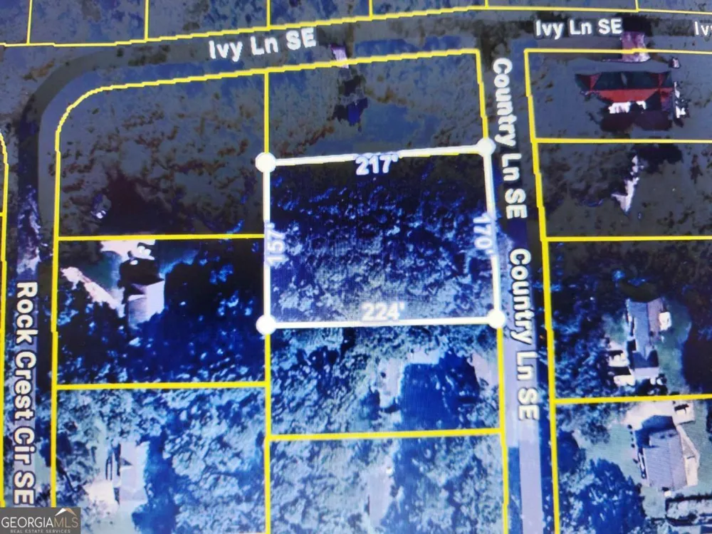 23 Country LN SW Cartersville, GA 30120