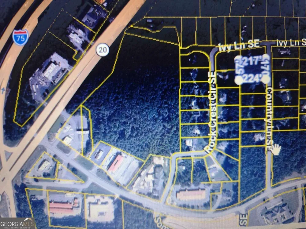 23 Country LN SW Cartersville, GA 30120