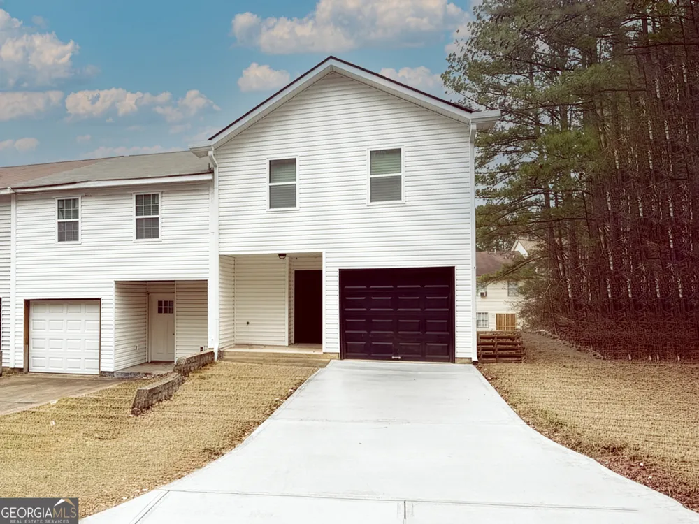 2113 Pine Tree TRL South Fulton, GA 30349