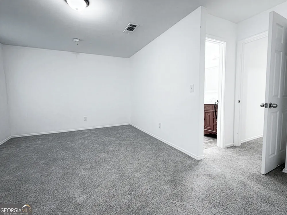 2113 Pine Tree TRL South Fulton, GA 30349