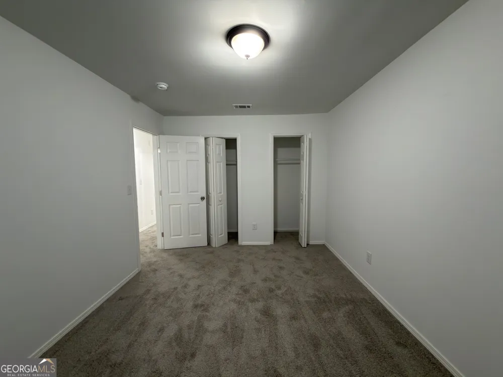 2113 Pine Tree TRL South Fulton, GA 30349