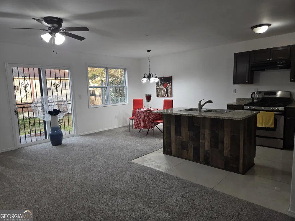 2113 Pine Tree TRL South Fulton, GA 30349