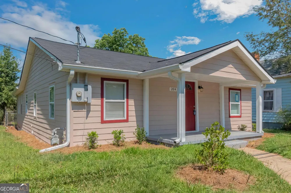 204 Mill ST Barnesville, GA 30204