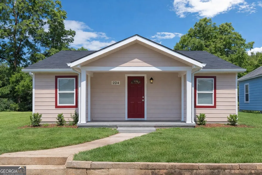 204 Mill ST Barnesville, GA 30204