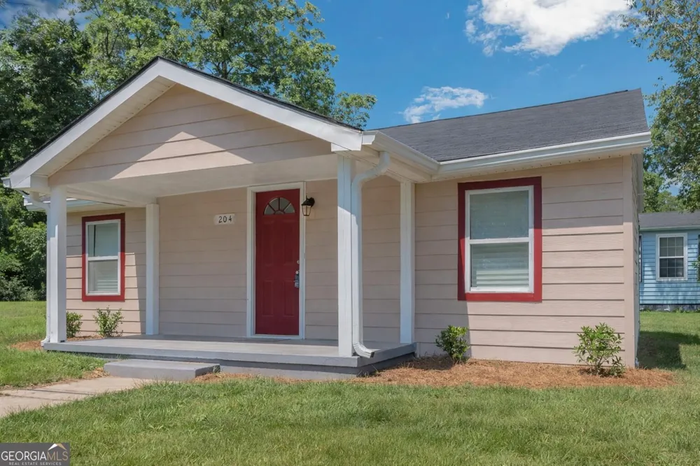 204 Mill ST Barnesville, GA 30204