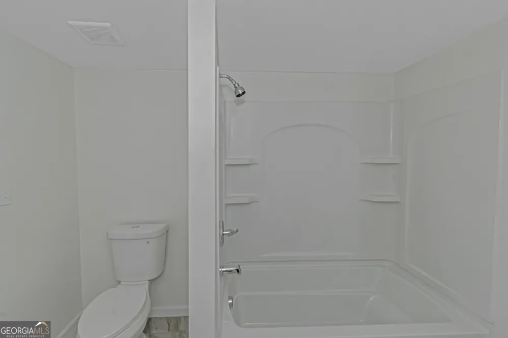 204 Mill ST Barnesville, GA 30204