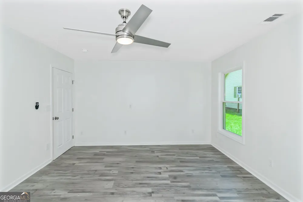 204 Mill ST Barnesville, GA 30204