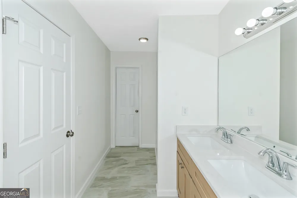 204 Mill ST Barnesville, GA 30204