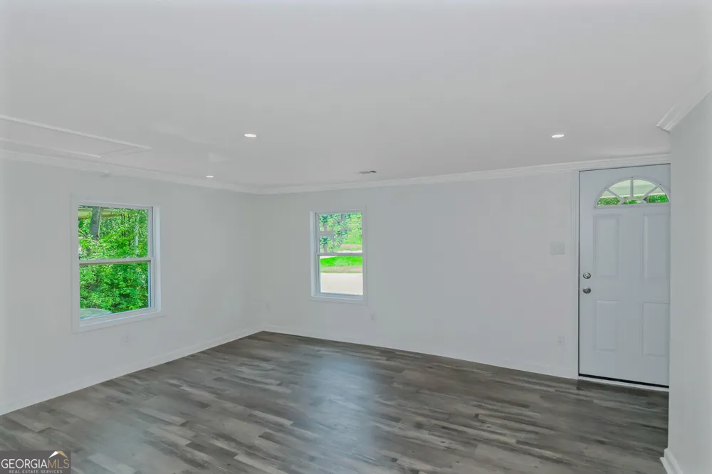 204 Mill ST Barnesville, GA 30204