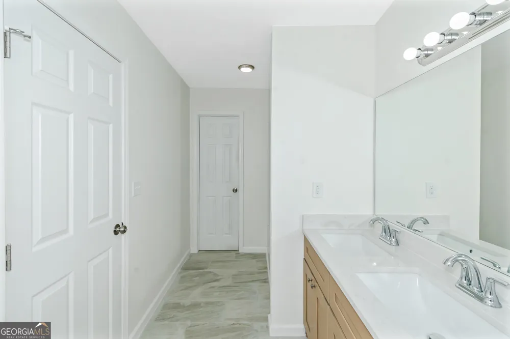 204 Mill ST Barnesville, GA 30204