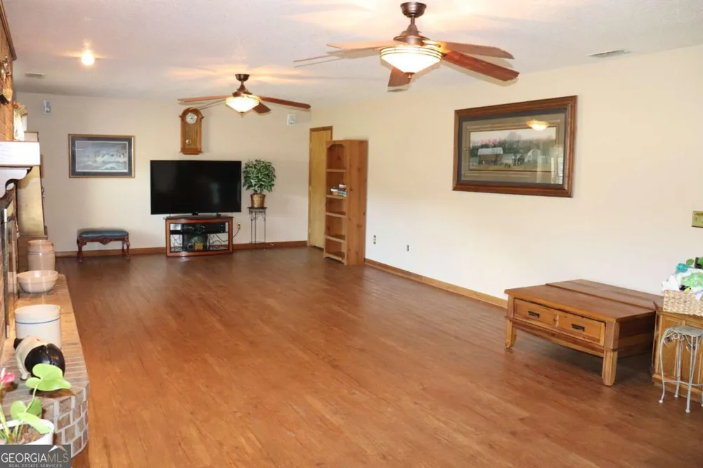 1650 Ebenezer RD Rincon, GA 31326