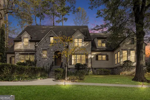 960 Landmark DR