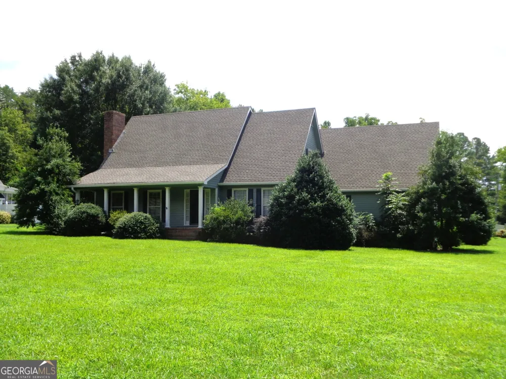 1012 Fairview RD Rockmart, GA 30153