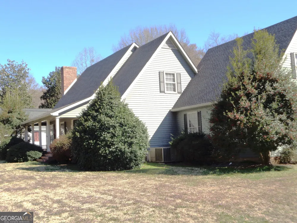 1012 Fairview RD Rockmart, GA 30153