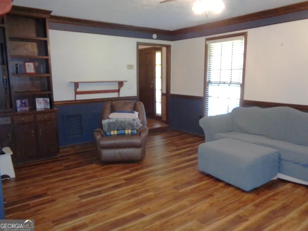 1012 Fairview RD Rockmart, GA 30153