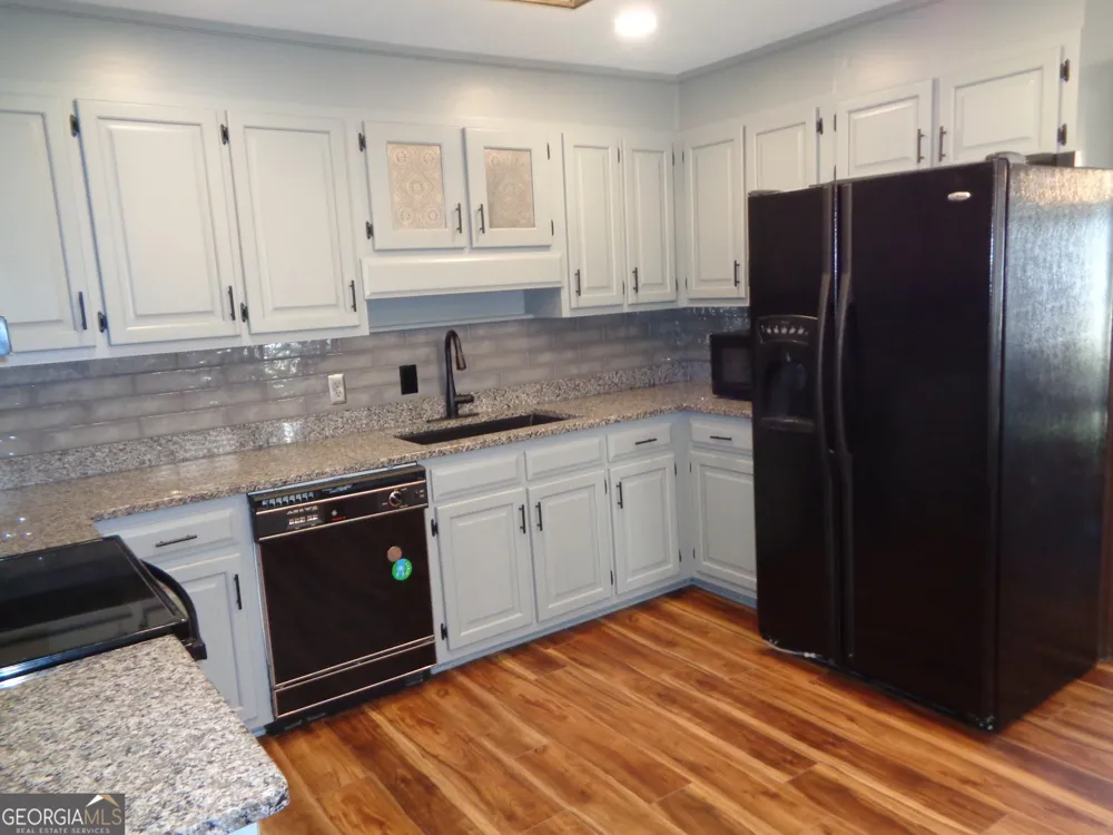 1012 Fairview RD Rockmart, GA 30153
