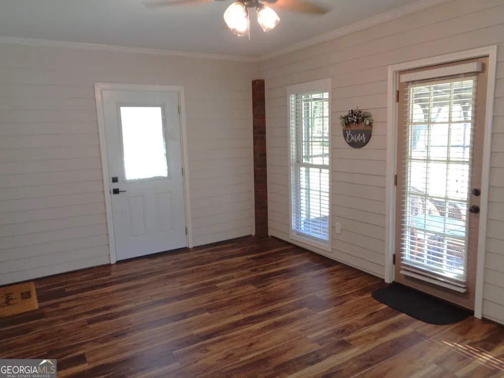 1012 Fairview RD Rockmart, GA 30153