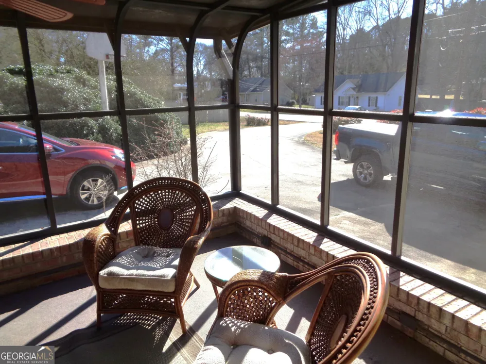 1012 Fairview RD Rockmart, GA 30153