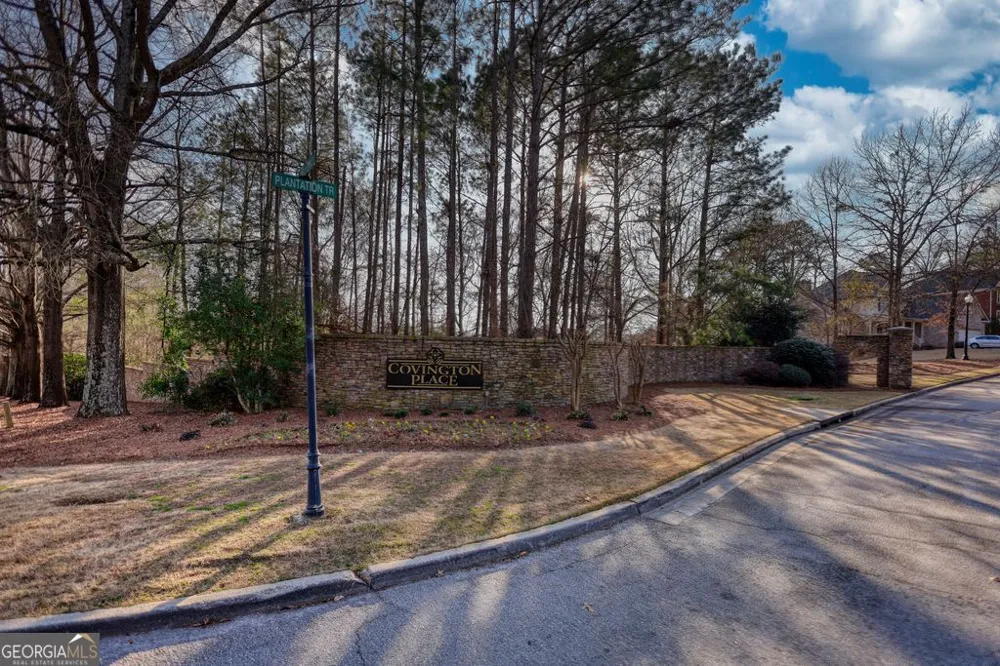 9135 Golfview LN Covington, GA 30014