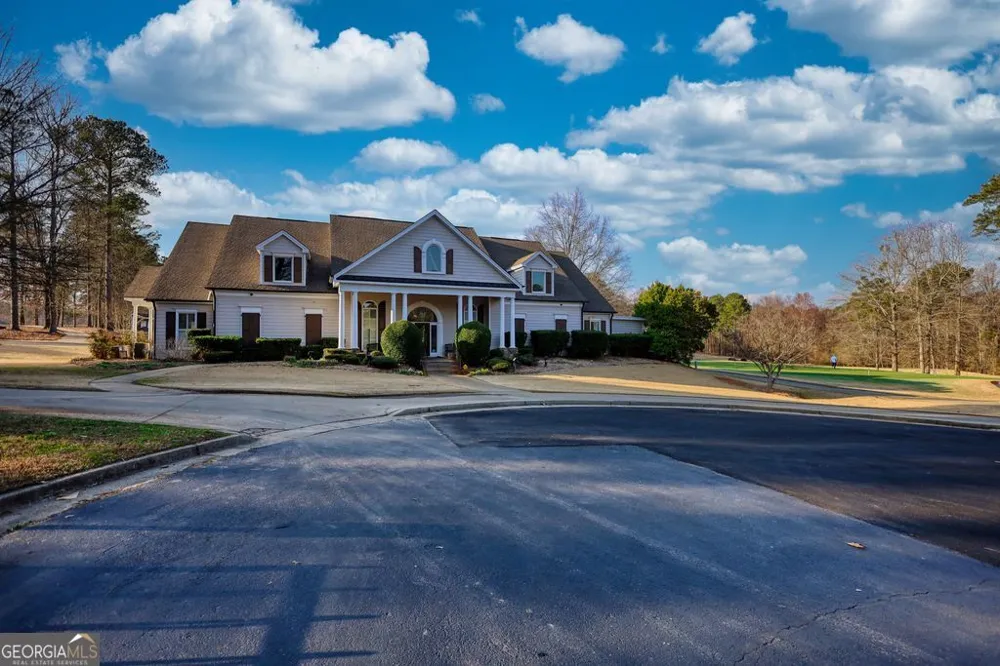 9135 Golfview LN Covington, GA 30014