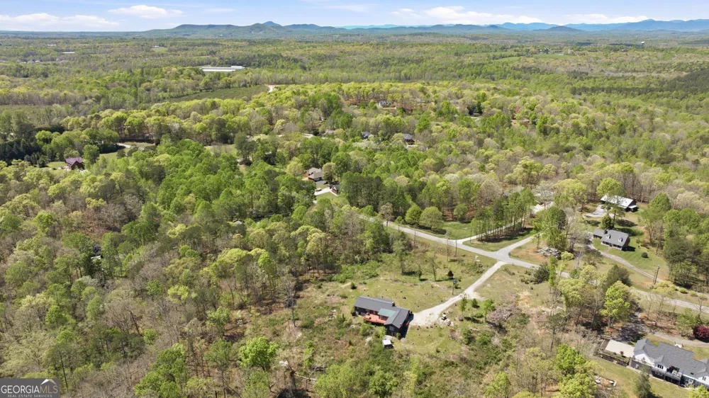 4196 Mud Creek RD Cornelia, GA 30531