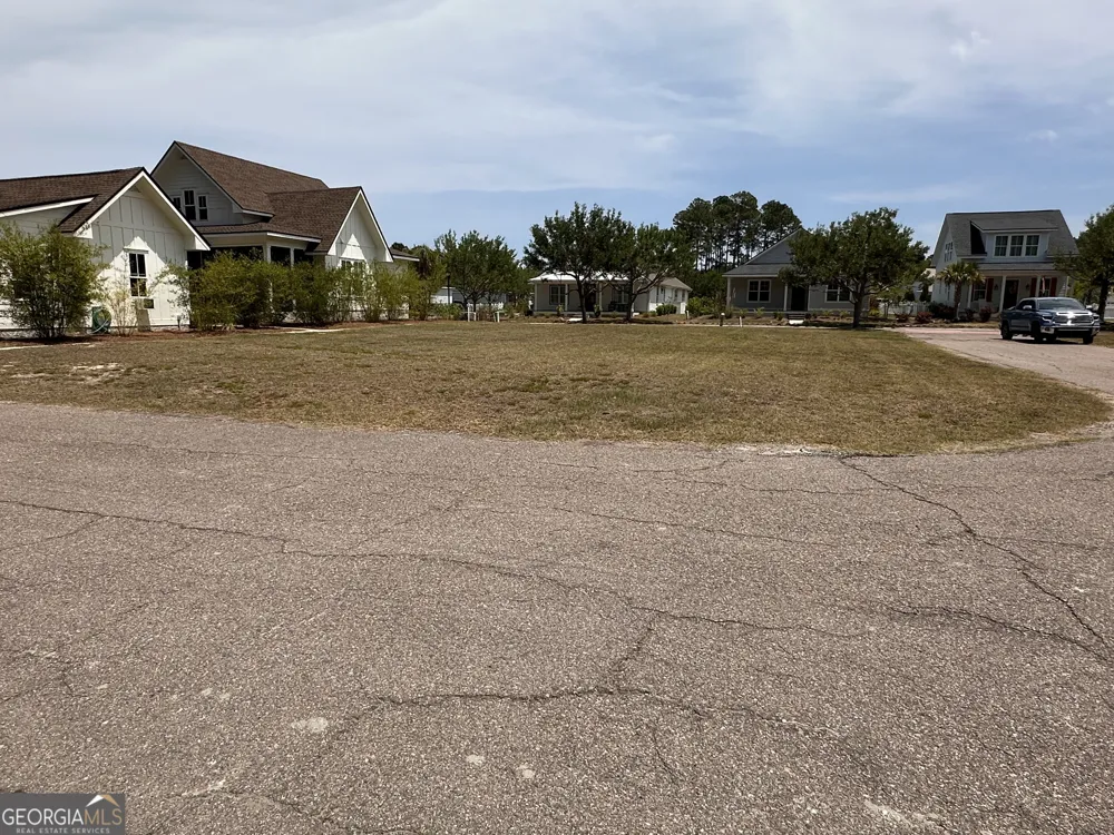 202 Placid RD St. Marys, GA 31558