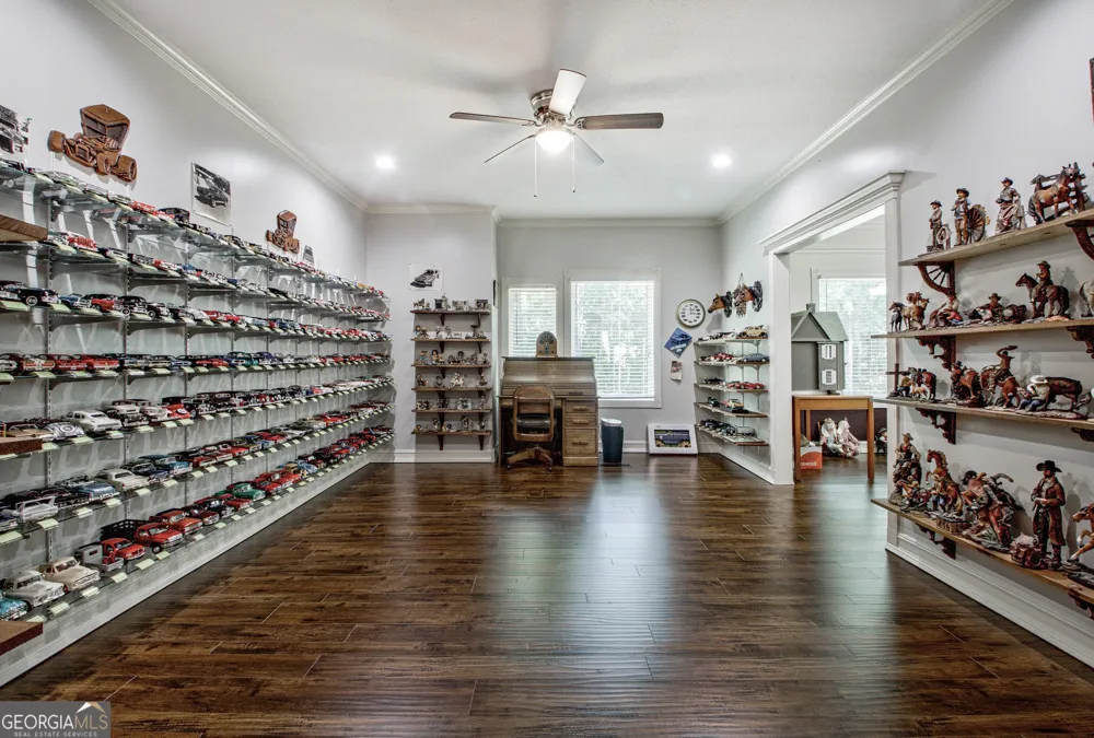 967 Tope RD Sharpsburg, GA 30277