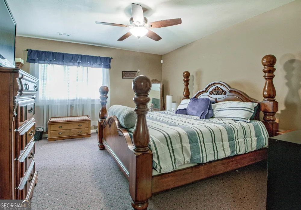 967 Tope RD Sharpsburg, GA 30277