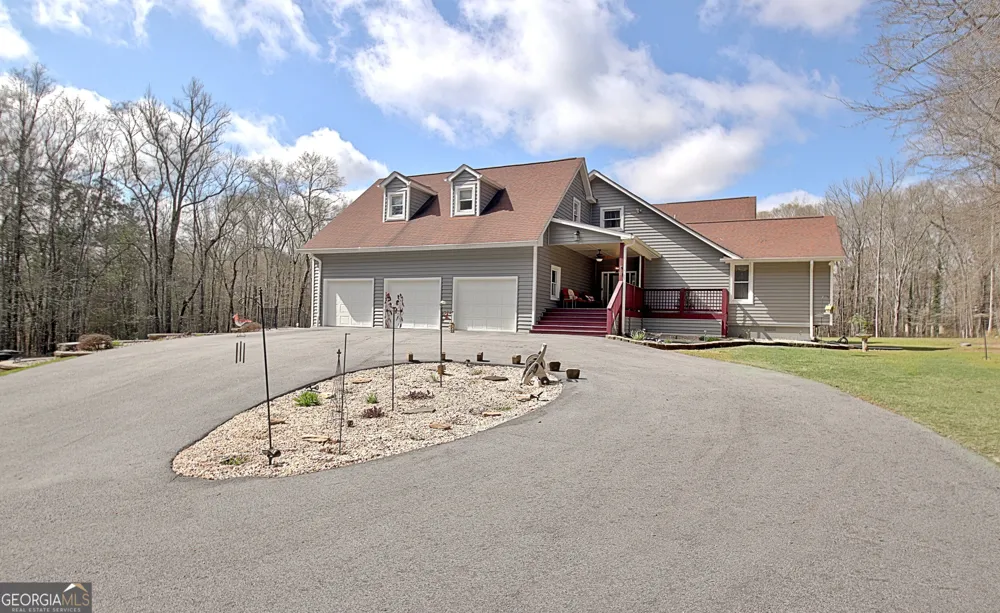 967 Tope RD Sharpsburg, GA 30277