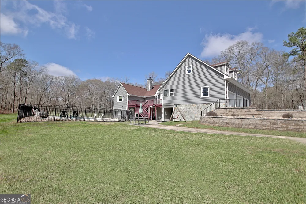 967 Tope RD Sharpsburg, GA 30277