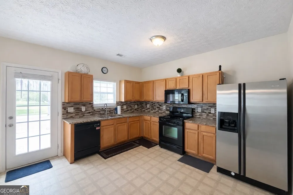 6198 Shoals LOOP Union City, GA 30291