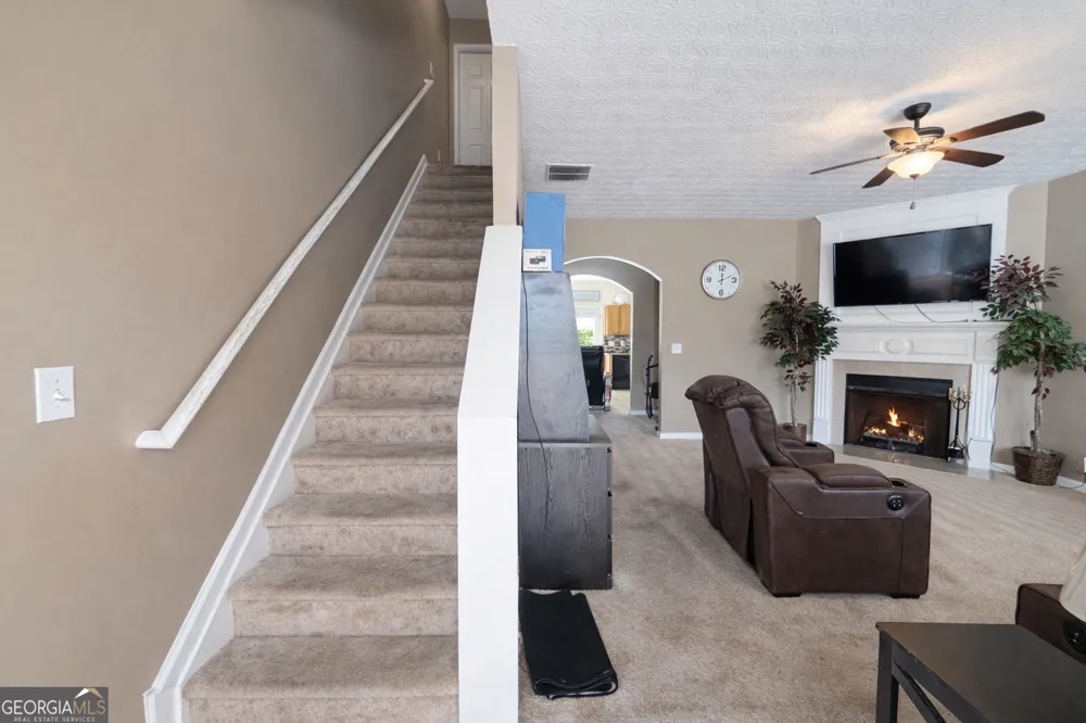 6198 Shoals LOOP Union City, GA 30291