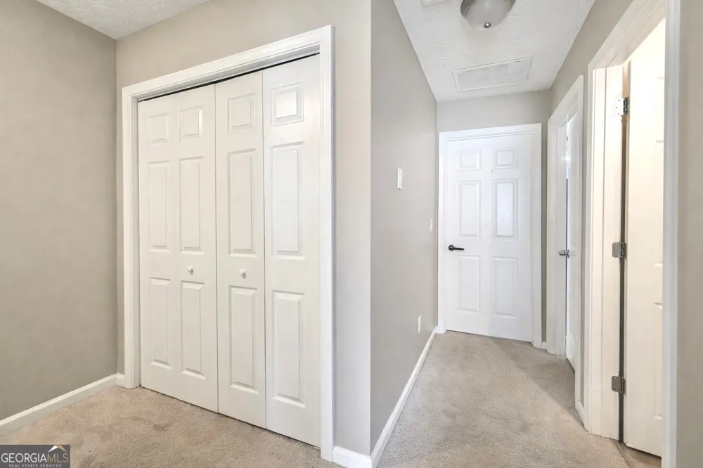 6198 Shoals LOOP Union City, GA 30291