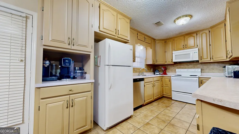 131 Fawn LN Blackshear, GA 31516