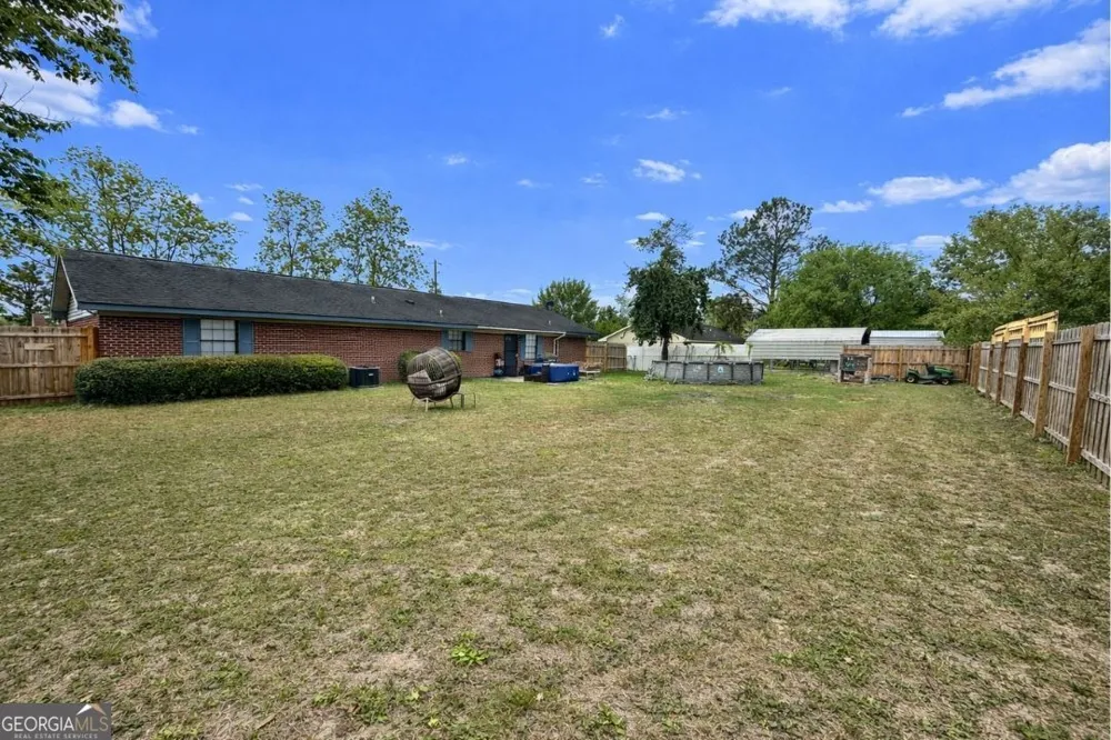 131 Fawn LN Blackshear, GA 31516