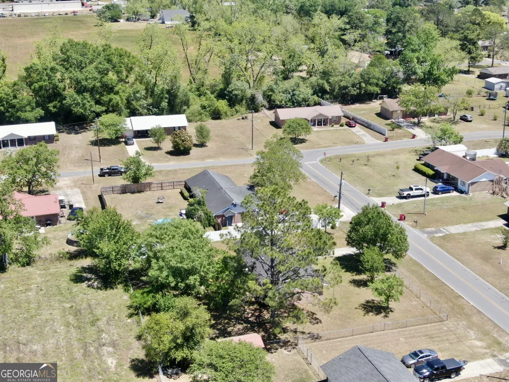 131 Fawn LN Blackshear, GA 31516
