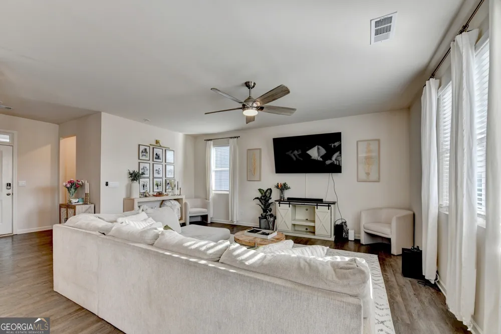 52 Brode LN Pendergrass, GA 30567